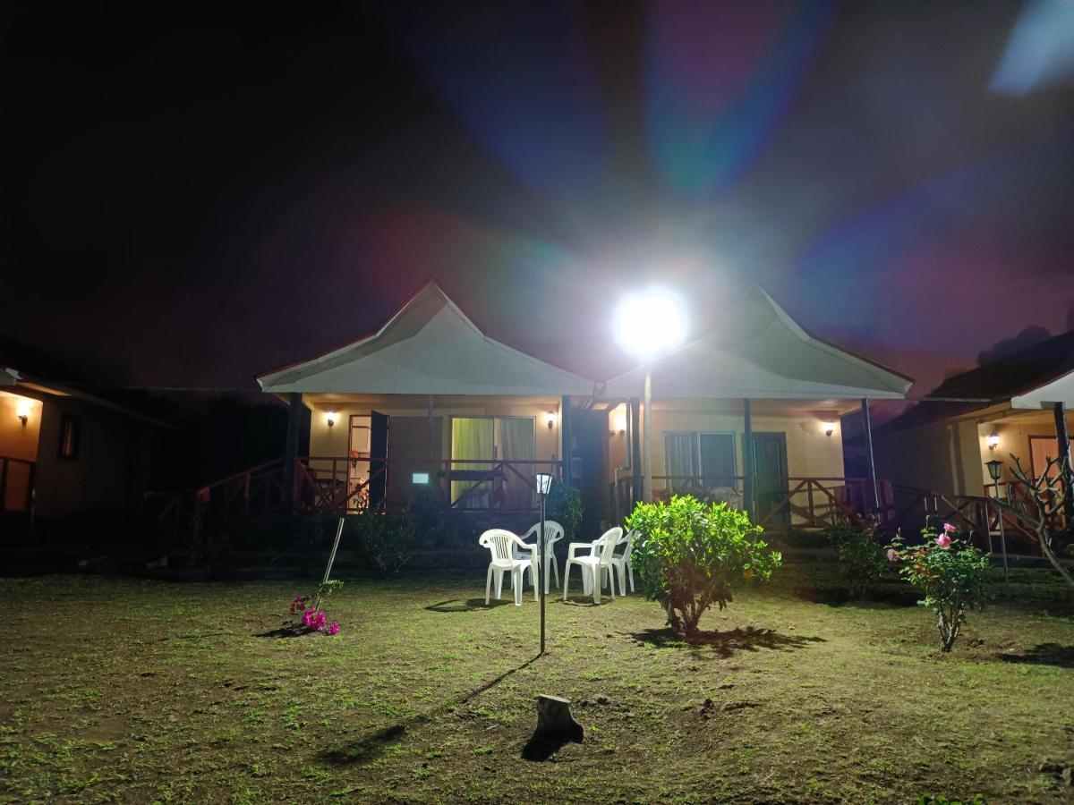 Cabanas Te Pito Kura Hanga Roa Exterior foto
