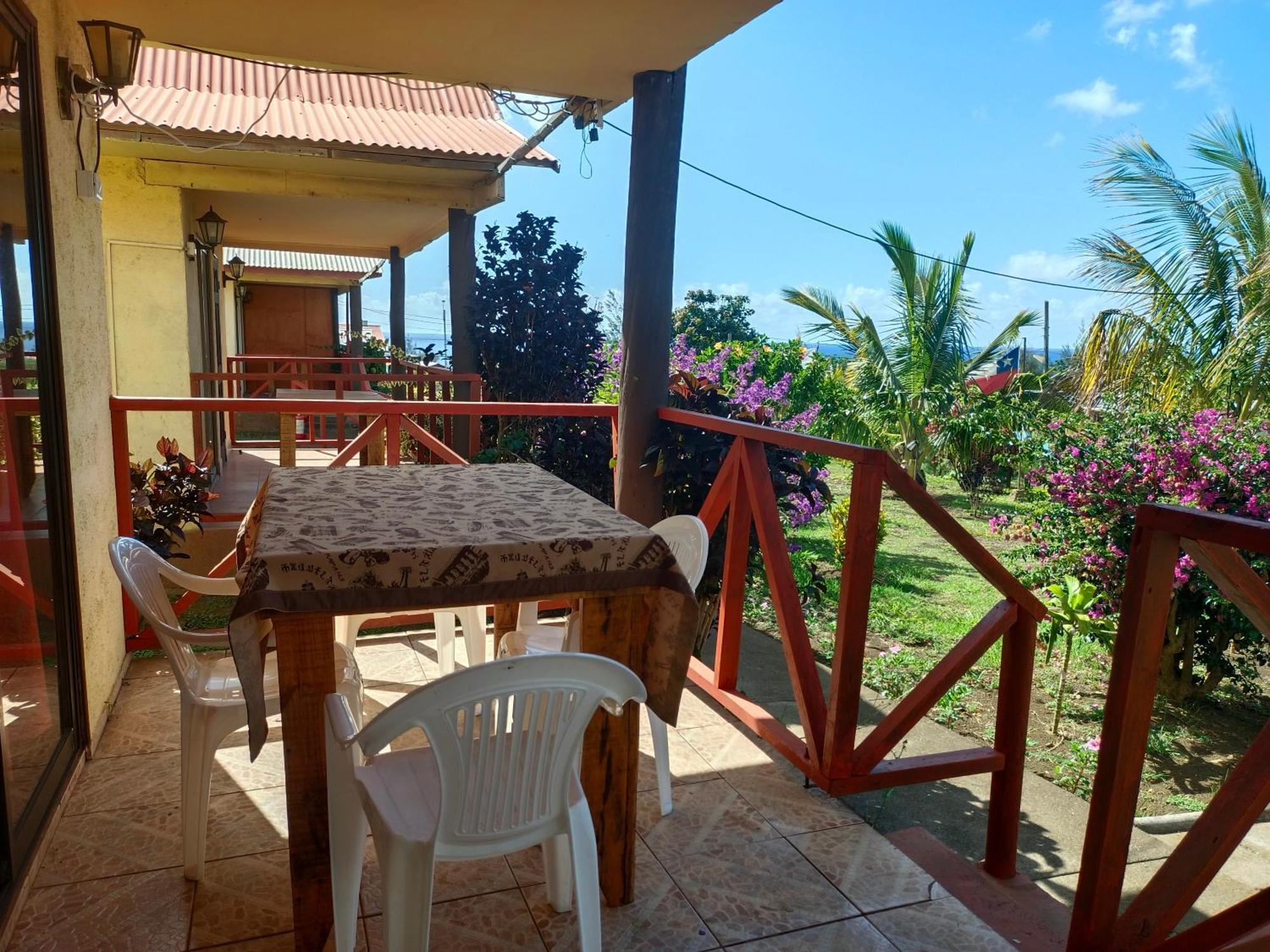 Cabanas Te Pito Kura Hanga Roa Exterior foto